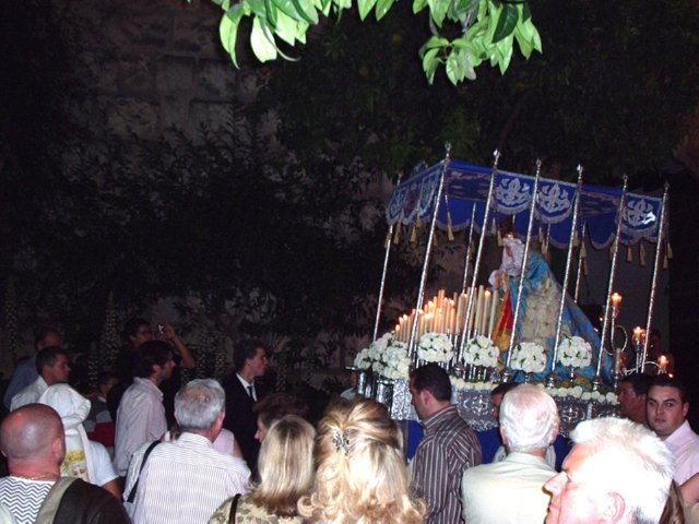 P5210087 Virgen del Populo  - Cruz de mayo - Sevilla